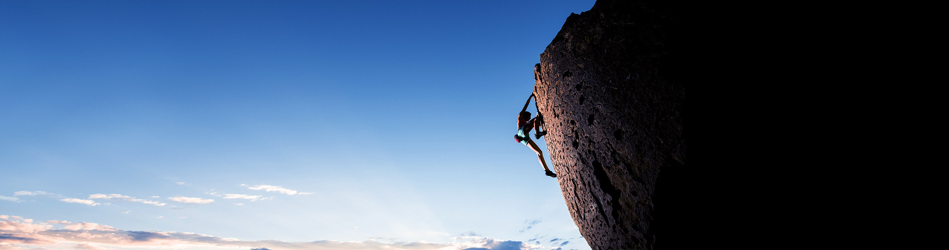 企業(yè)歷史與愿景弘揚(yáng)工業(yè)精神，追求完美質(zhì)量